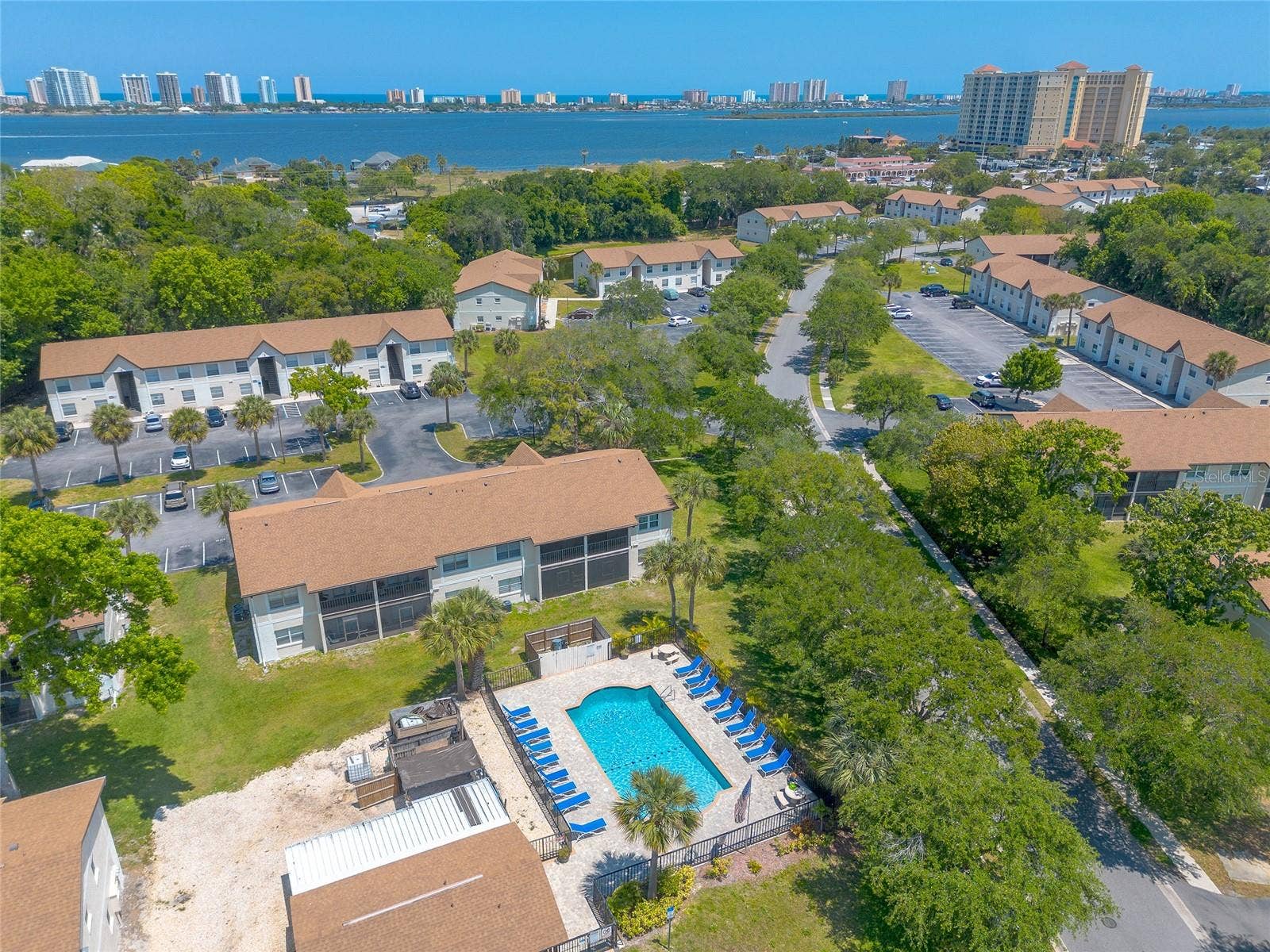 415 BANANA CAY DRIVE, #F, South Daytona, FL 32119 415 BANANA CAY DRIVE, #F, South Daytona, FL 32119