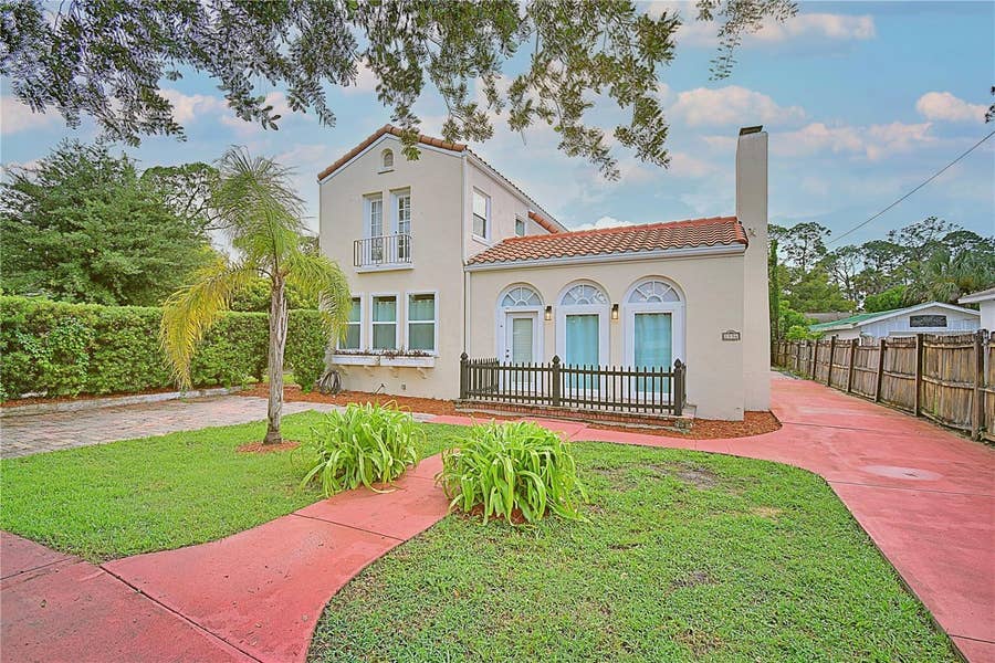 Property photo for 1136 AUSTRALIA AVENUE, Daytona Beach, FL