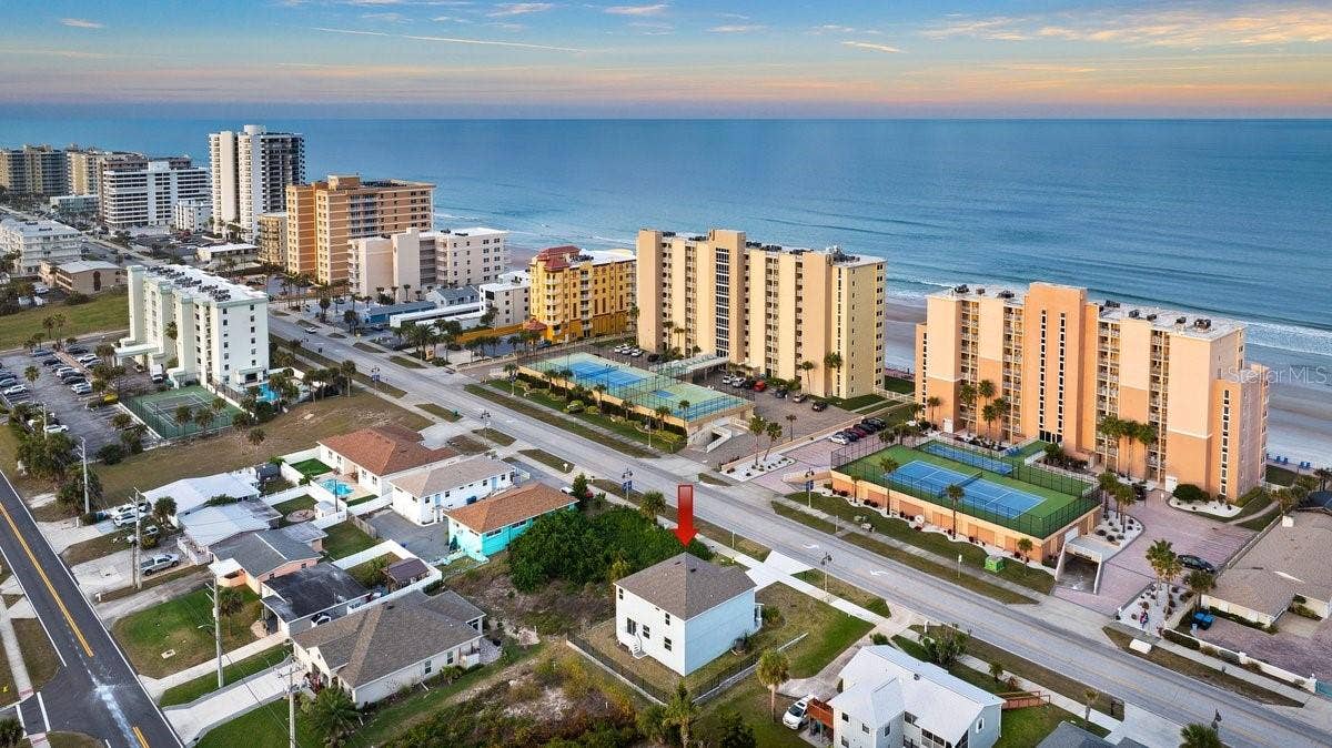3828 S ATLANTIC AVENUE, Daytona Beach Shores, FL 32118