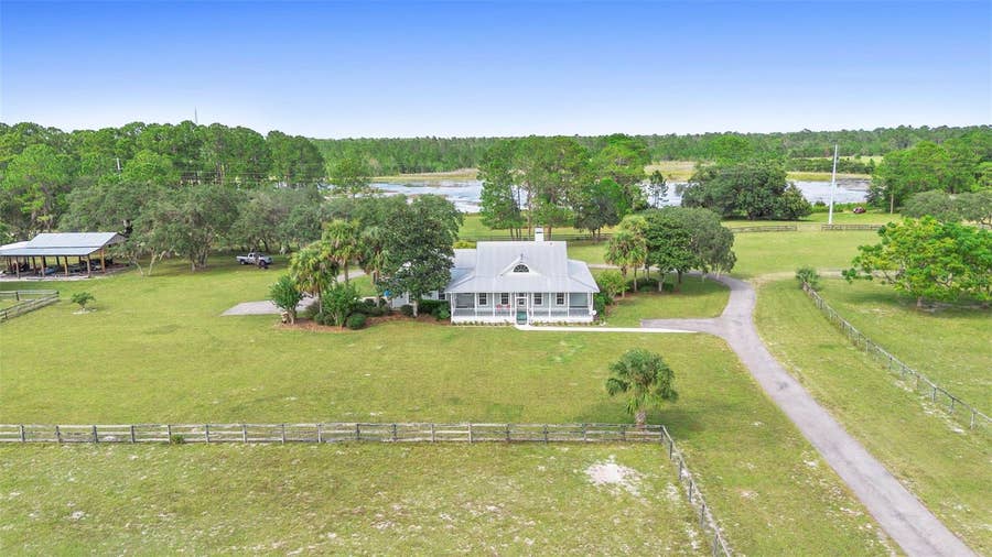 Property photo for 42554 MAGGIE JONES ROAD, Paisley, FL
