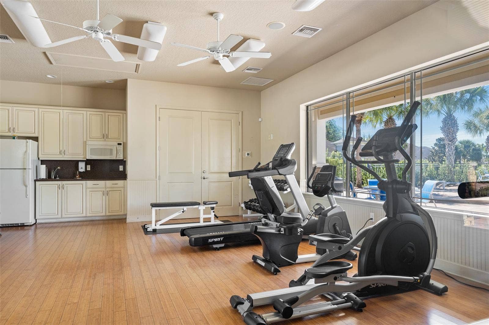 372 CHELSEA PLACE AVENUE, Ormond Beach, FL 32174 Community fitness