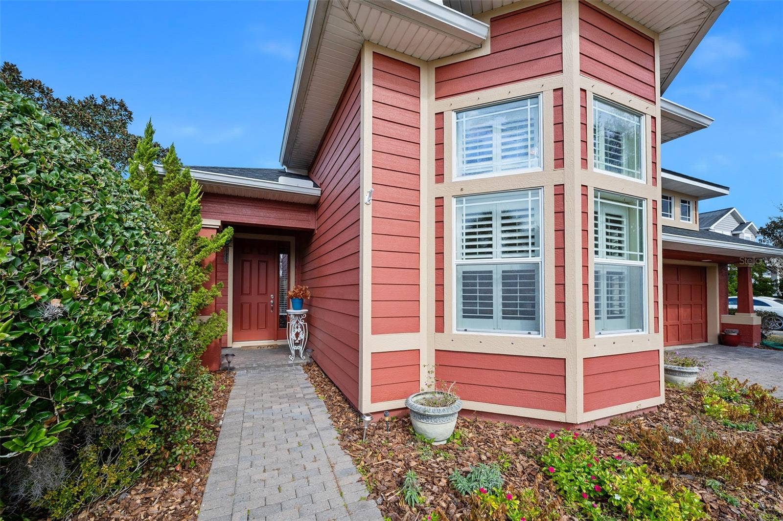 372 CHELSEA PLACE AVENUE, Ormond Beach, FL 32174 Welcoming entryway