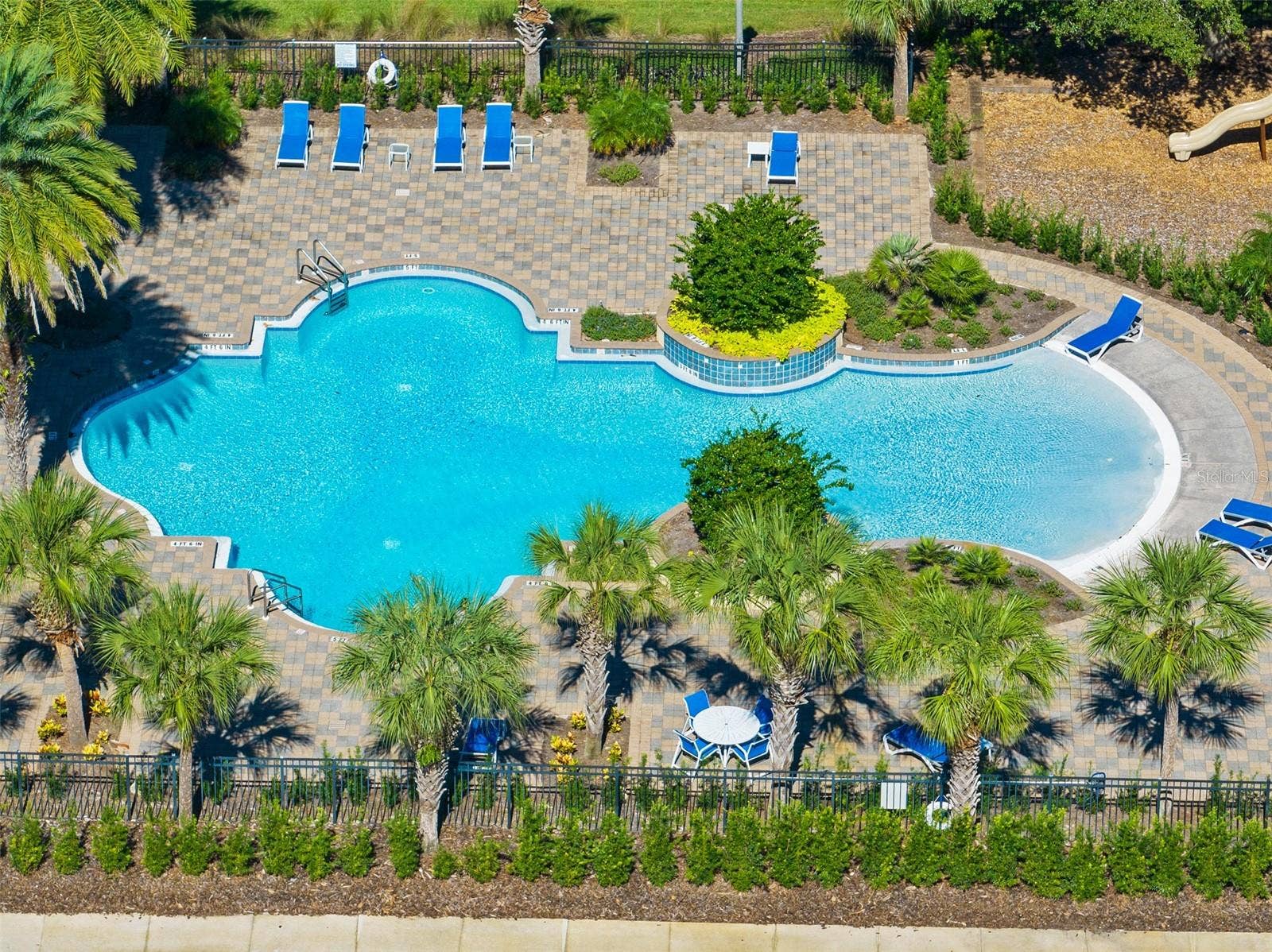 372 CHELSEA PLACE AVENUE, Ormond Beach, FL 32174 Community pool