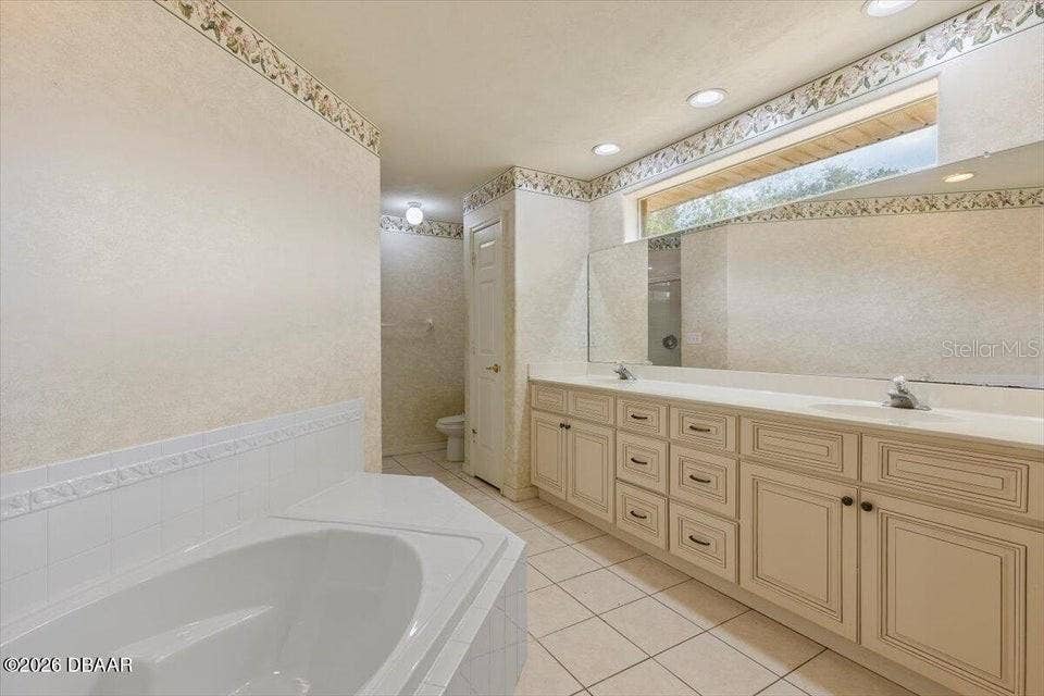 29 SHERRINGTON DRIVE, Ormond Beach, FL 32174 29 SHERRINGTON DRIVE, Ormond Beach, FL 32174