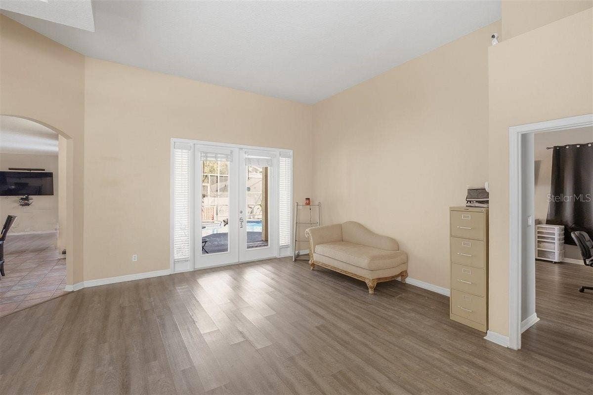 7909 FERNLEAF DRIVE, Orlando, FL 32836 Living room