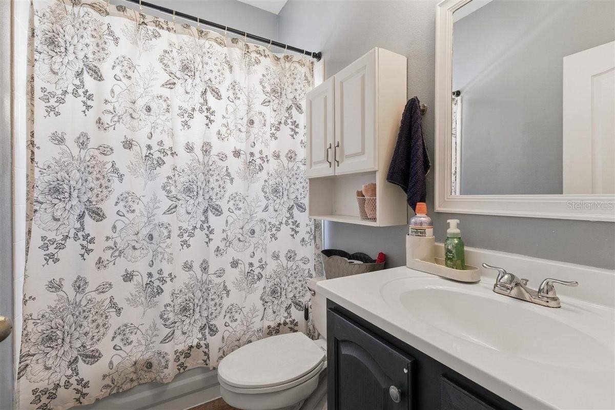 7909 FERNLEAF DRIVE, Orlando, FL 32836 Bathroom