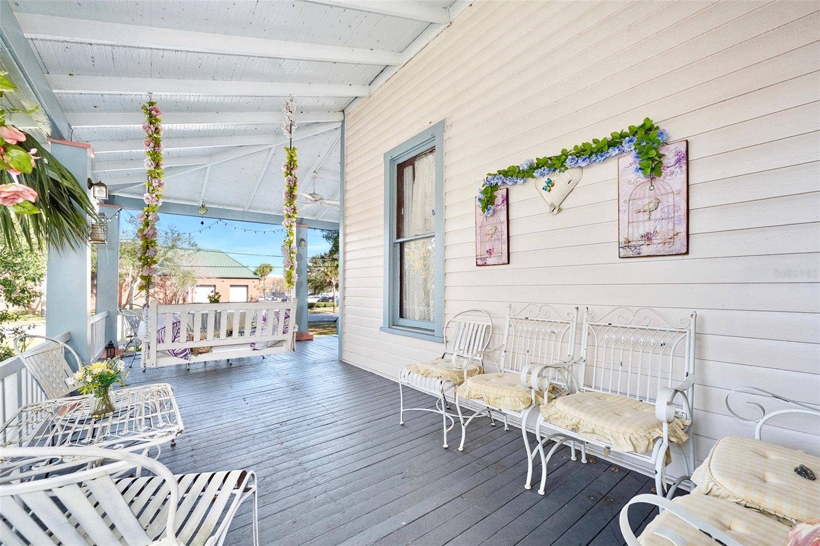 228 W HOWRY AVENUE, Deland, FL 32720 228 W HOWRY AVENUE, Deland, FL 32720
