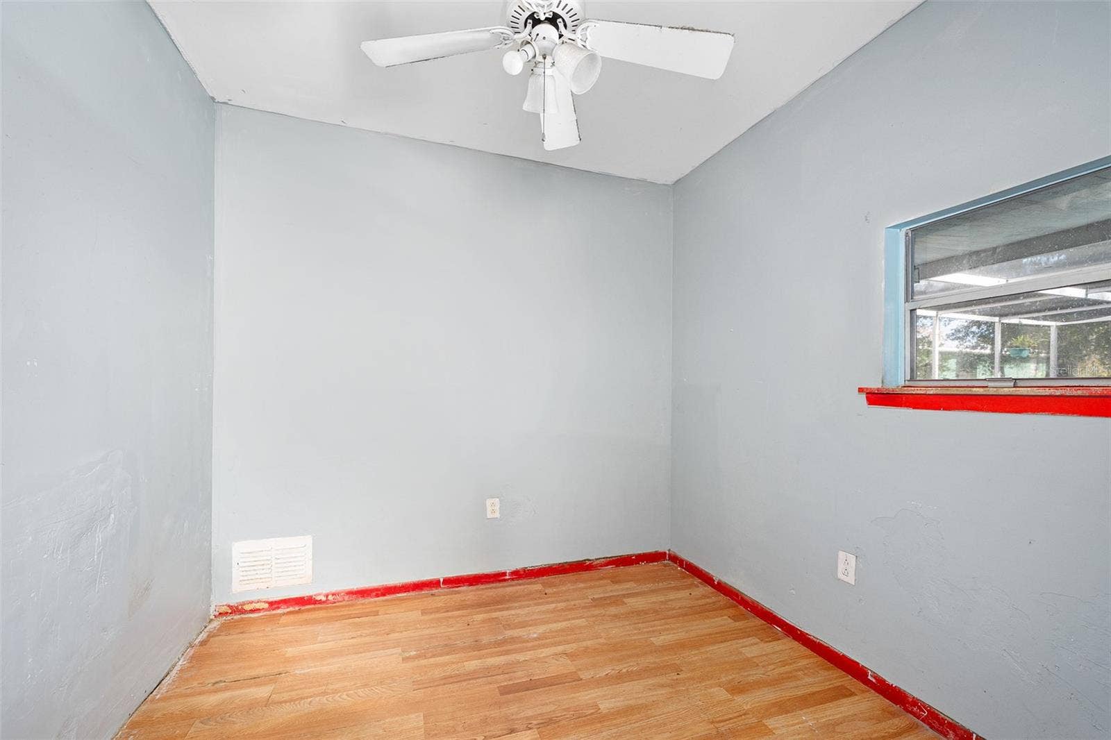 228 W HOWRY AVENUE, Deland, FL 32720 228 W HOWRY AVENUE, Deland, FL 32720