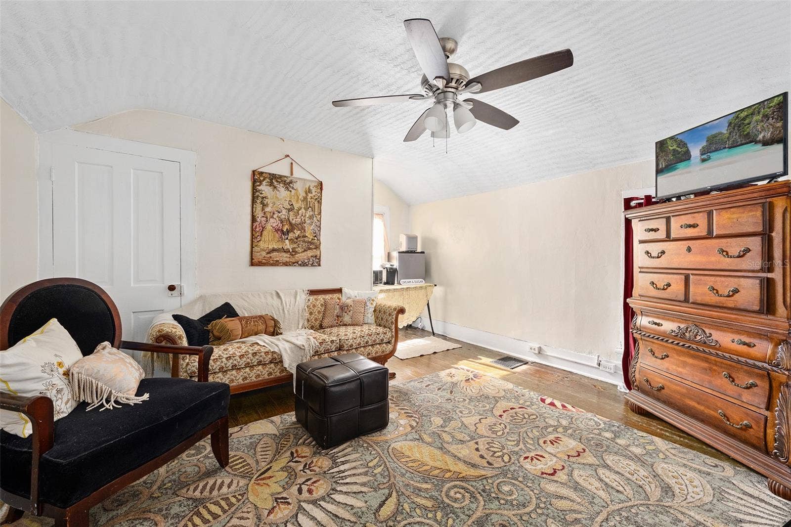 228 W HOWRY AVENUE, Deland, FL 32720 228 W HOWRY AVENUE, Deland, FL 32720