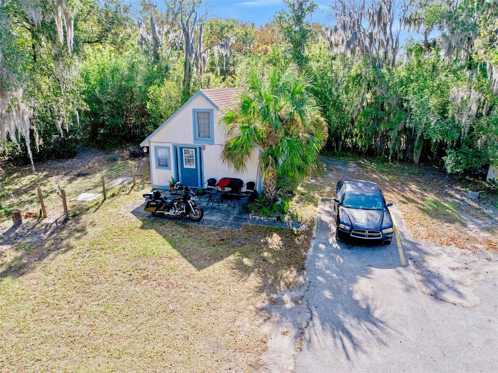 228 W HOWRY AVENUE, Deland, FL 32720 228 W HOWRY AVENUE, Deland, FL 32720