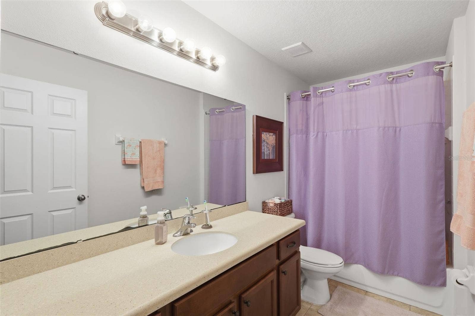 1604 BLUE GRASS BOULEVARD, Deland, FL 32724 2nd Full Bath Upper Floor