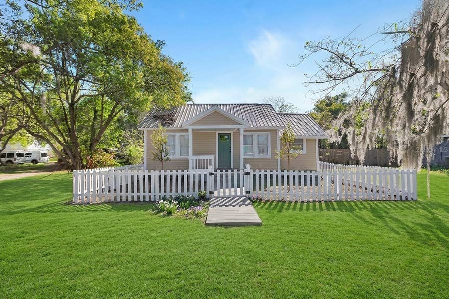 Property photo for 133 LUCIE AVENUE, DeLand, FL