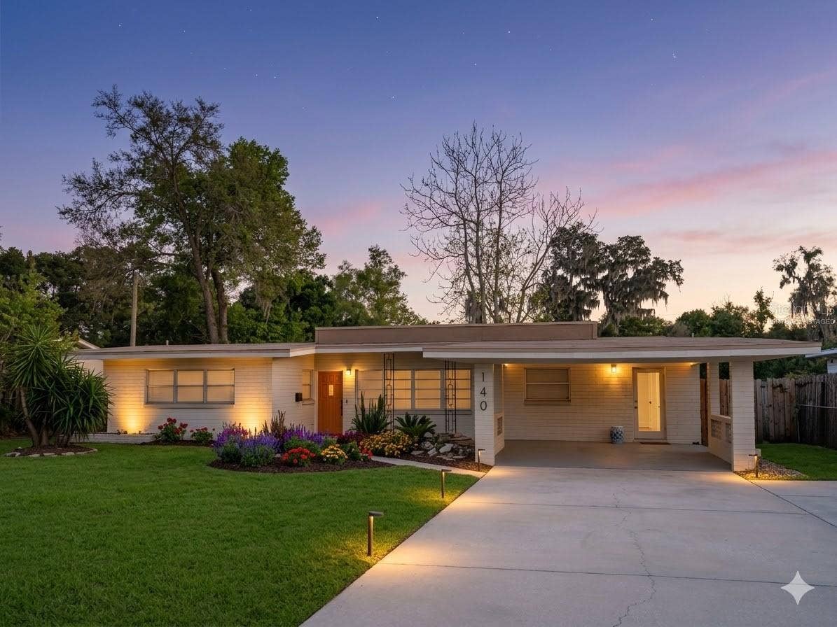 140 E FAITH TERRACE, Maitland, FL 32751 Virtually Staged Landscaping Due to Frost