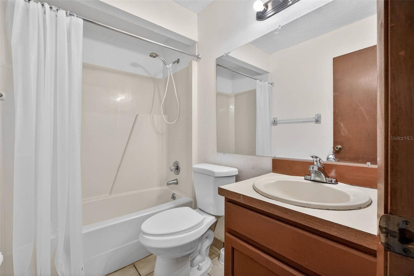 3559 FOREST BRANCH DRIVE, #Apt E, Port Orange, FL 32129 3559 FOREST BRANCH DRIVE, #Apt E, Port Orange, FL 32129