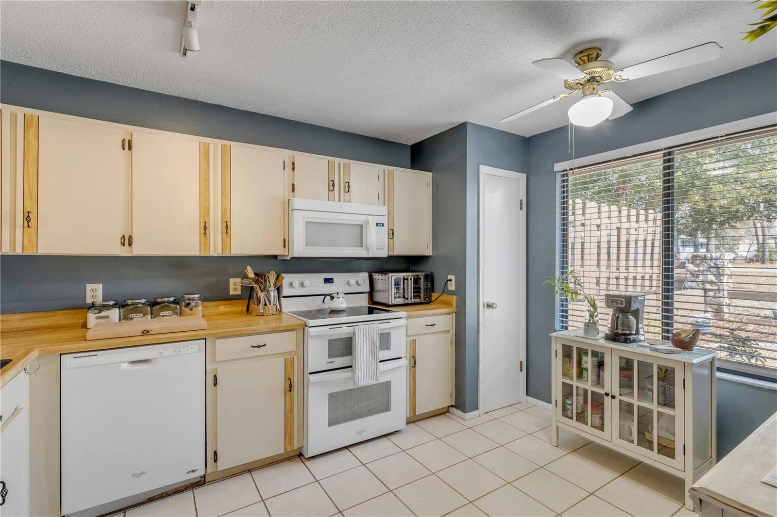 49 CROOKED PINE ROAD, Port Orange, FL 32128 49 CROOKED PINE ROAD, Port Orange, FL 32128