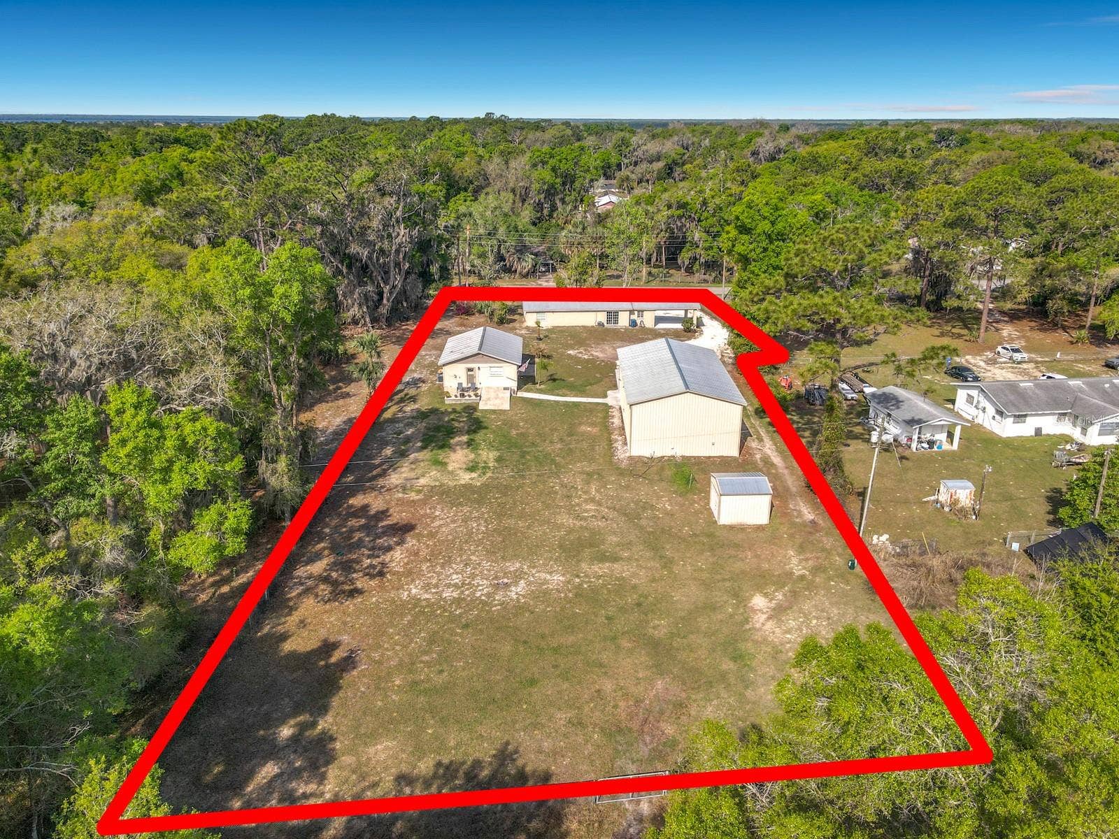 4611 GRAND AVENUE, De Leon Springs, FL 32130 4611 GRAND AVENUE, De Leon Springs, FL 32130