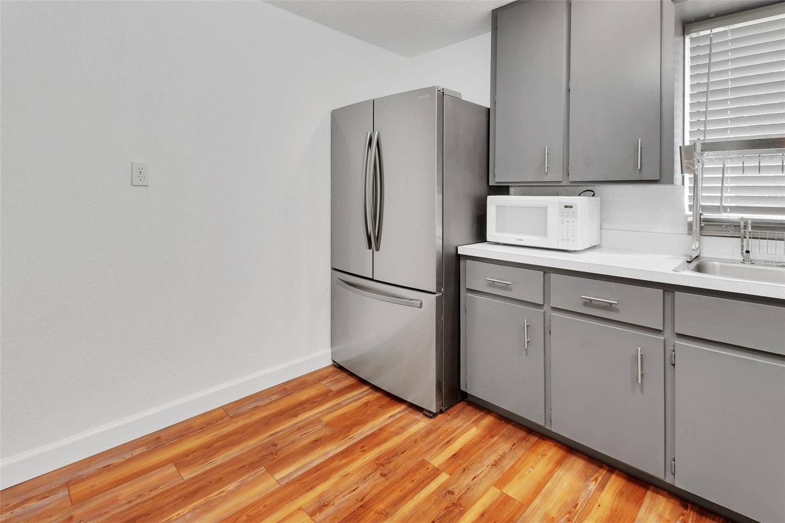 4611 GRAND AVENUE, De Leon Springs, FL 32130 Home #1 Kitchen