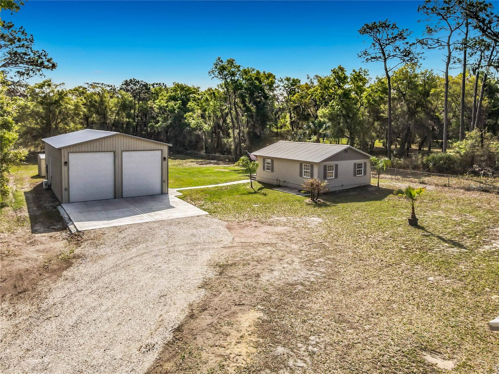 4611 GRAND AVENUE, De Leon Springs, FL 32130 4611 GRAND AVENUE, De Leon Springs, FL 32130