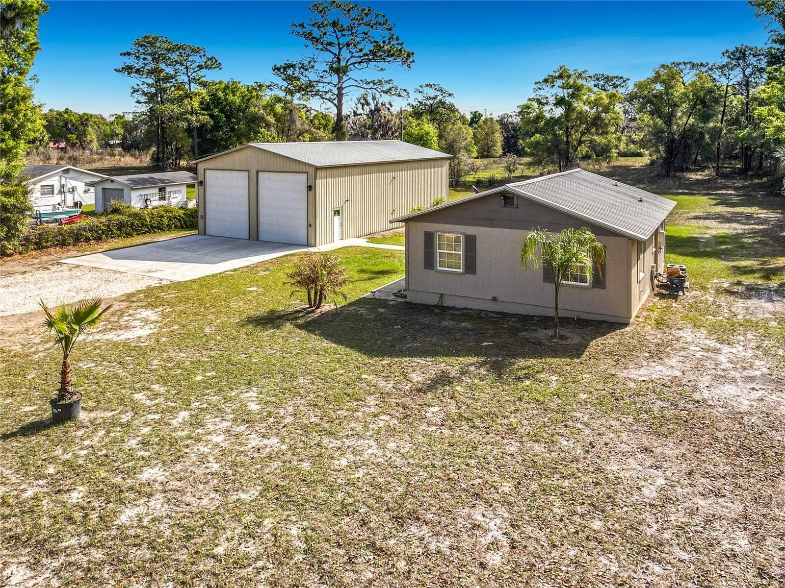 4611 GRAND AVENUE, De Leon Springs, FL 32130 4611 GRAND AVENUE, De Leon Springs, FL 32130