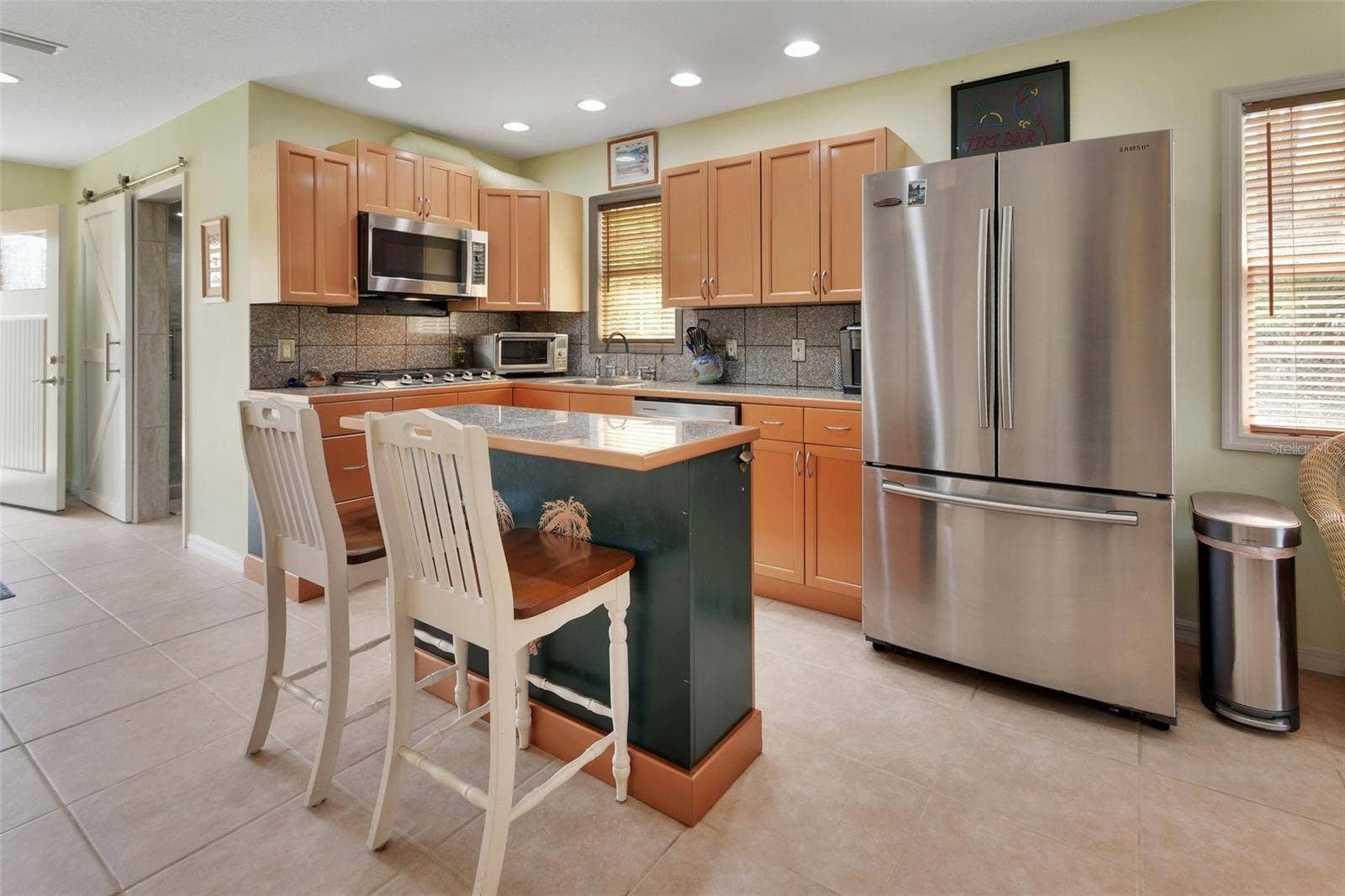 4611 GRAND AVENUE, De Leon Springs, FL 32130 Home #2 Dining area at breakfast bar