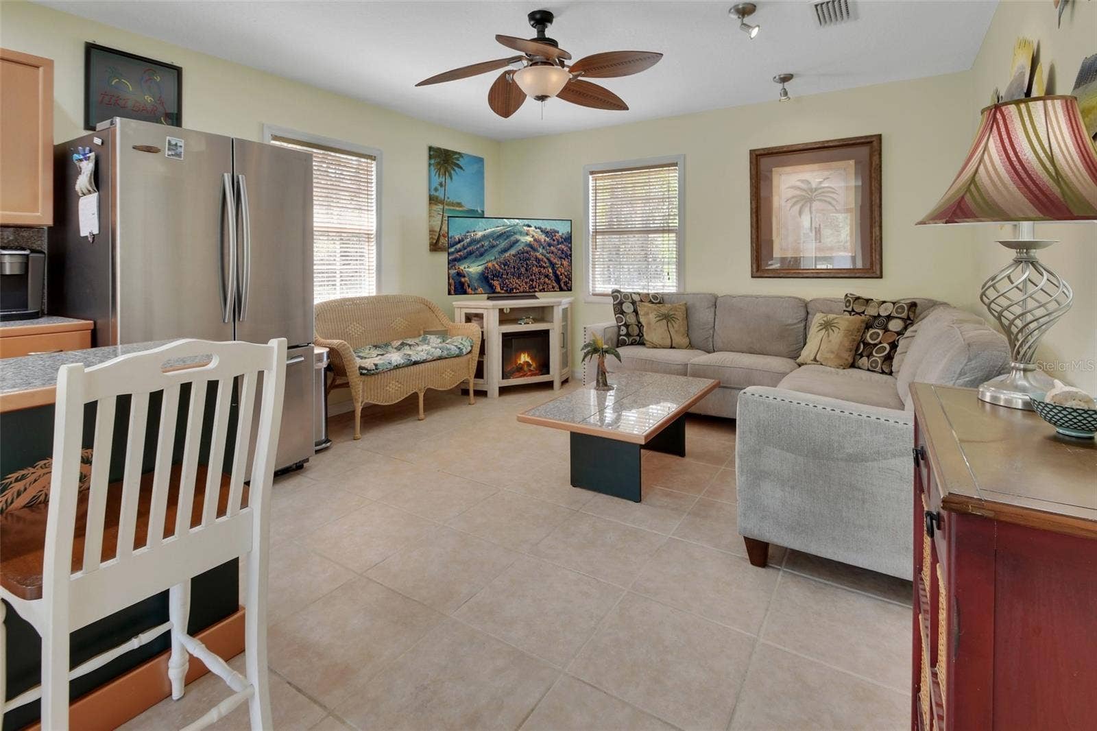 4611 GRAND AVENUE, De Leon Springs, FL 32130 Home #2 Livingroom