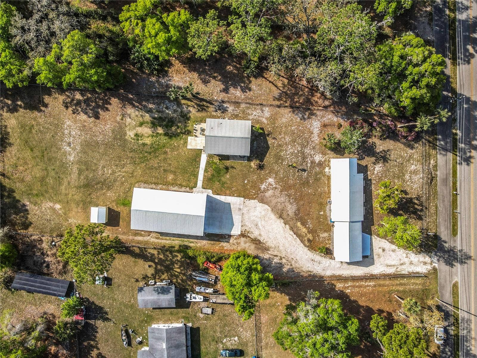 4611 GRAND AVENUE, De Leon Springs, FL 32130 4611 GRAND AVENUE, De Leon Springs, FL 32130
