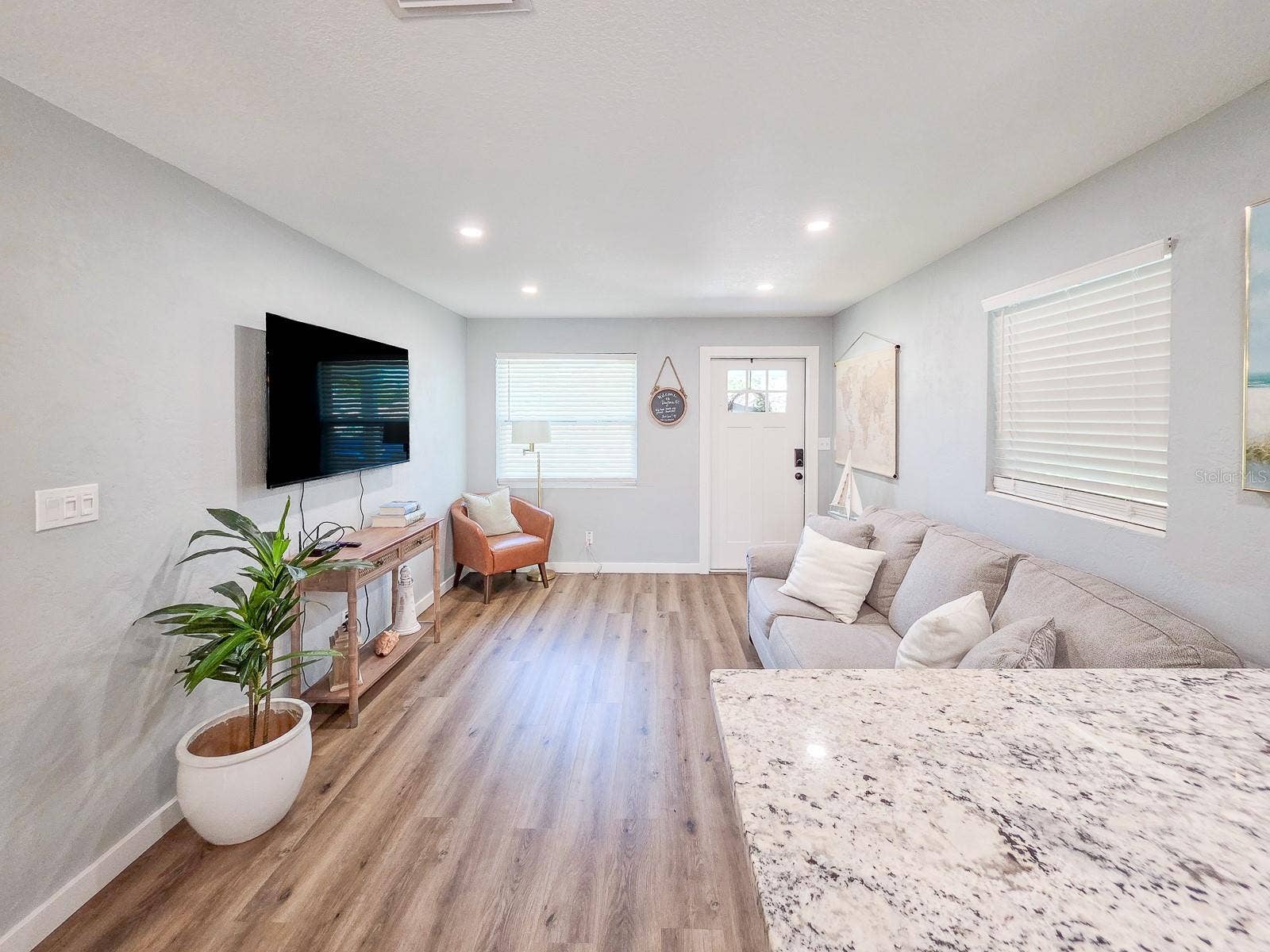 1807 GOLFVIEW BOULEVARD, South Daytona, FL 32119