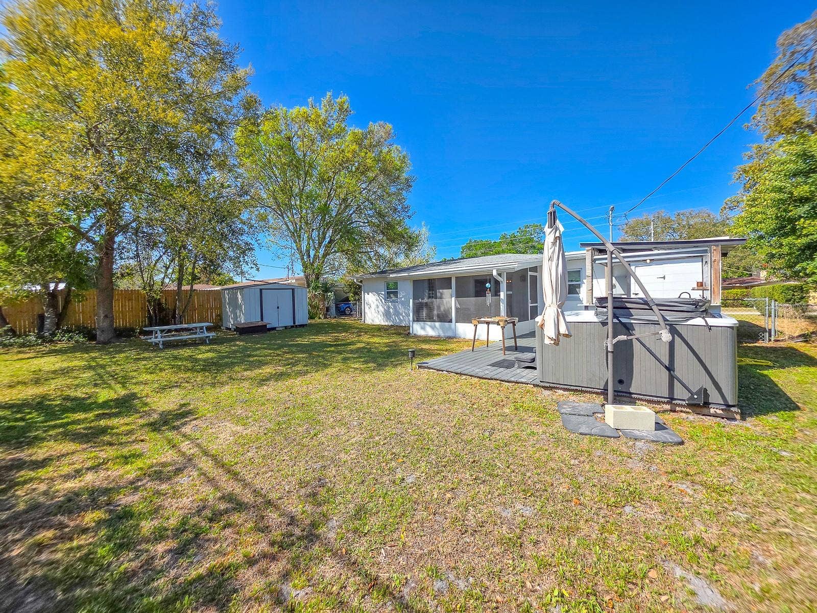 1807 GOLFVIEW BOULEVARD, South Daytona, FL 32119