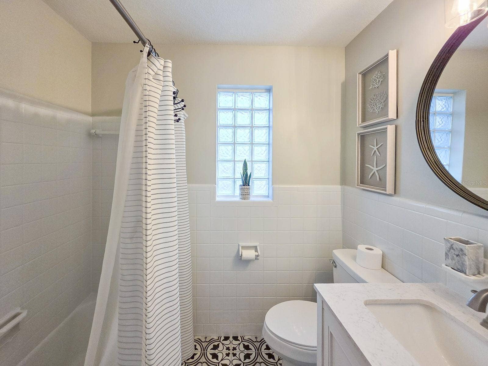 1807 GOLFVIEW BOULEVARD, South Daytona, FL 32119