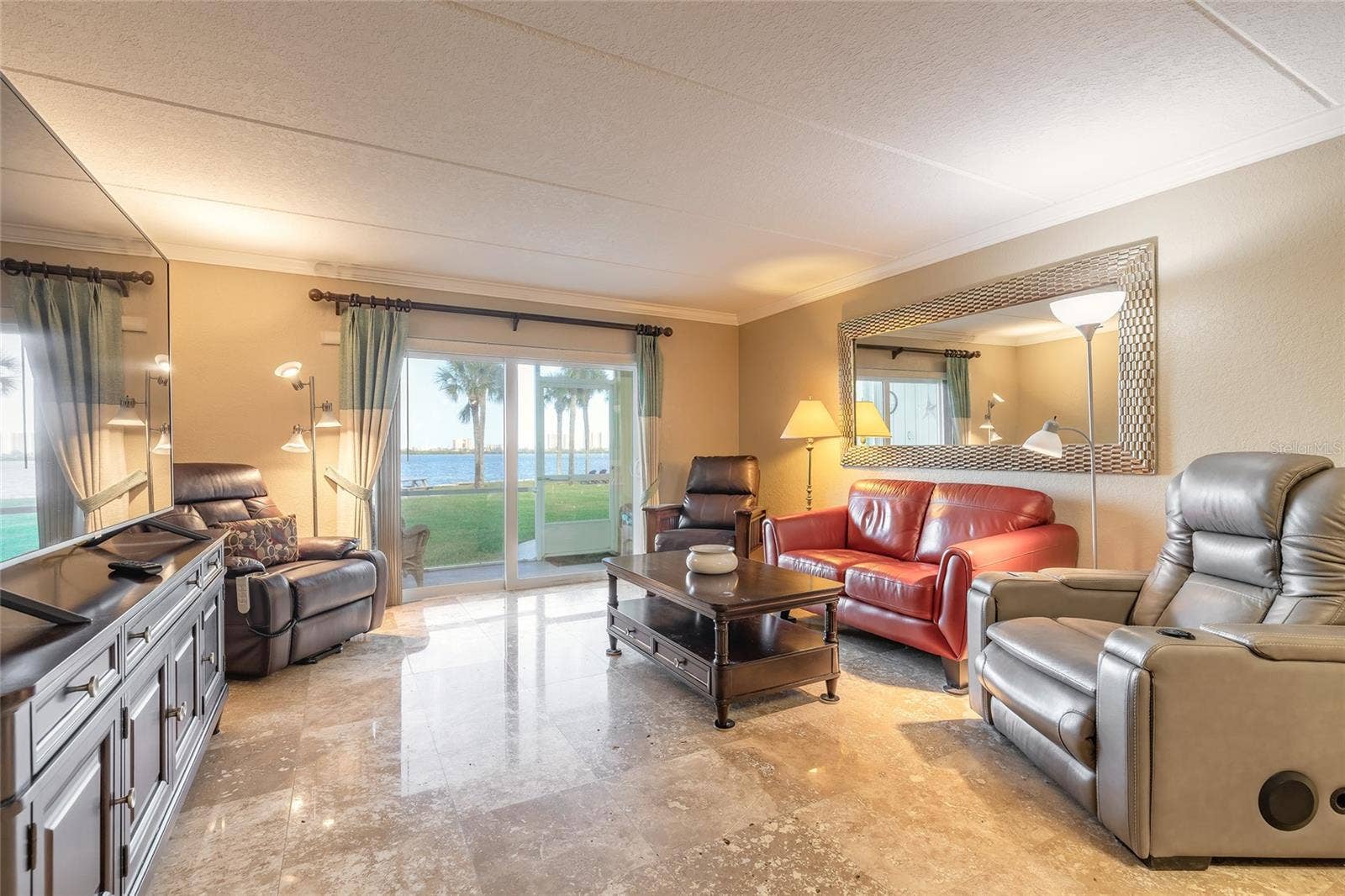 3131 S RIDGEWOOD AVENUE, #101, South Daytona, FL 32119 Living Room