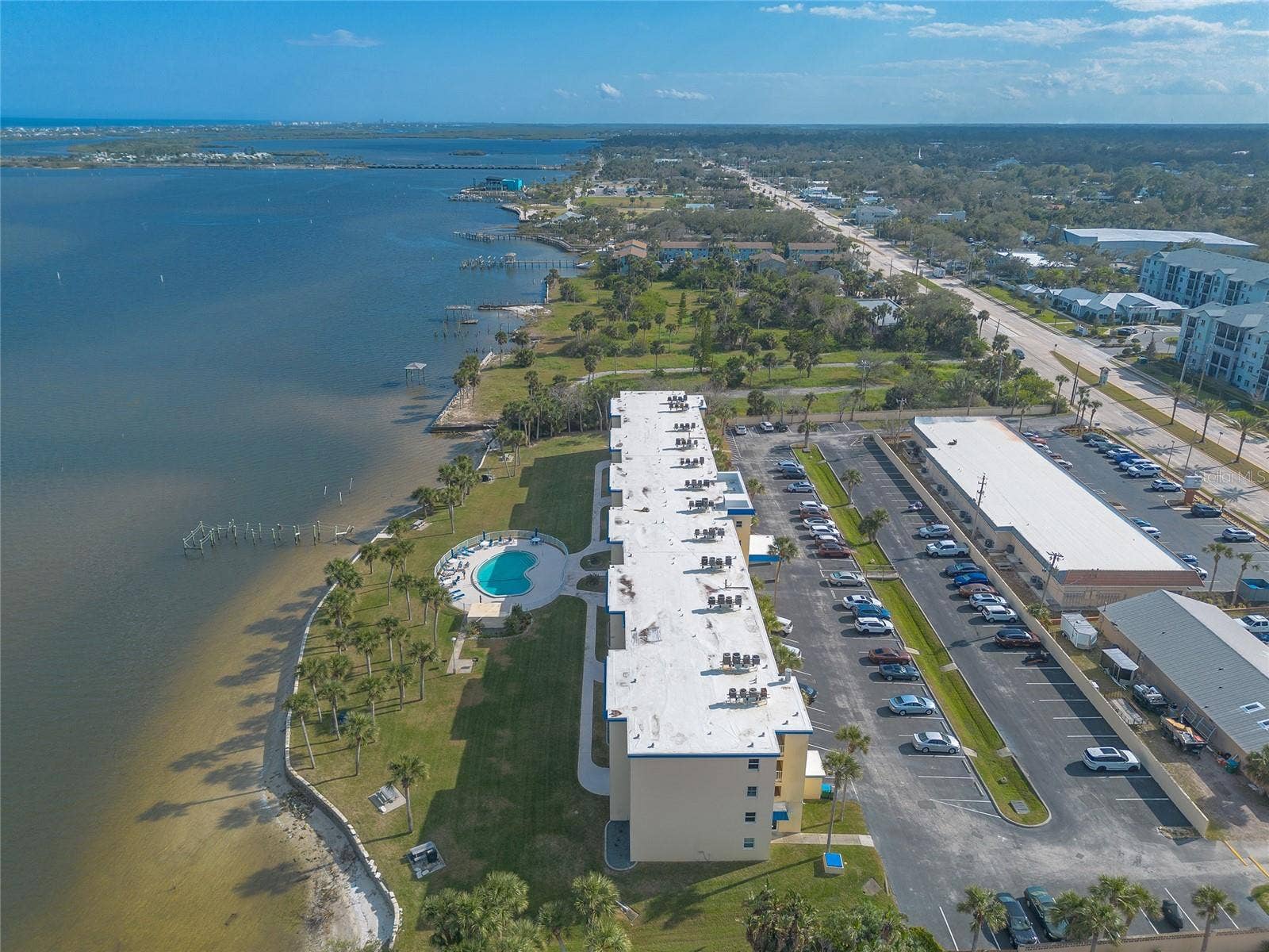 3131 S RIDGEWOOD AVENUE, #101, South Daytona, FL 32119 The River Club