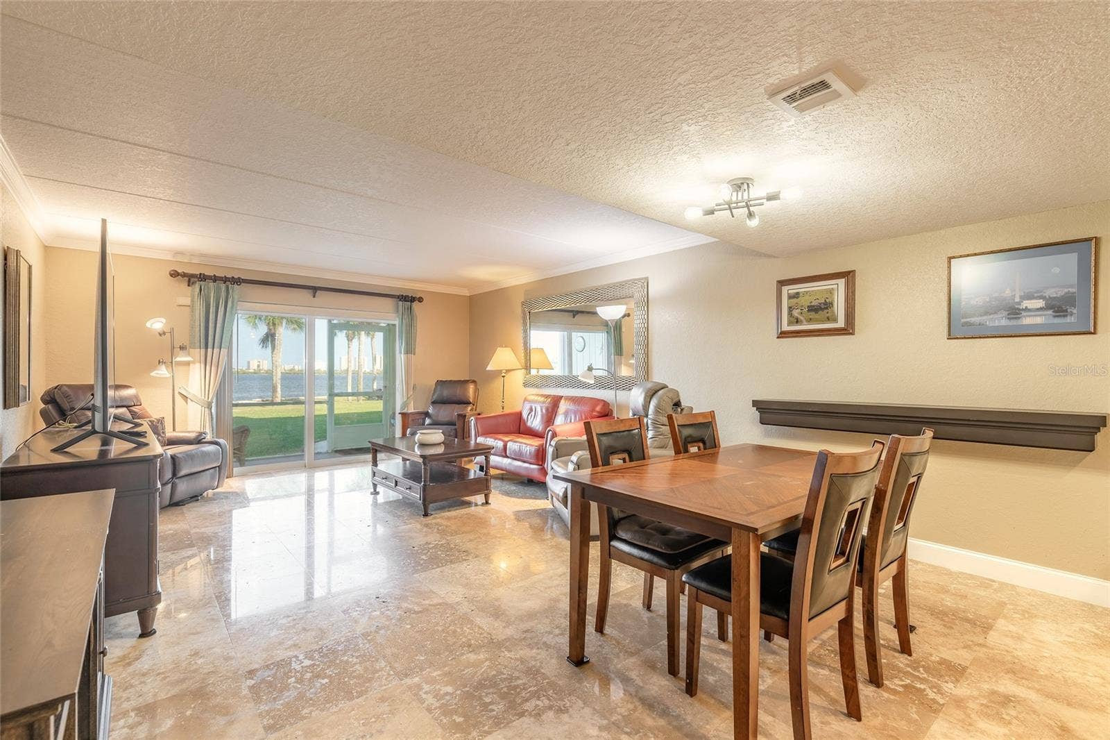 3131 S RIDGEWOOD AVENUE, #101, South Daytona, FL 32119 Dining Area