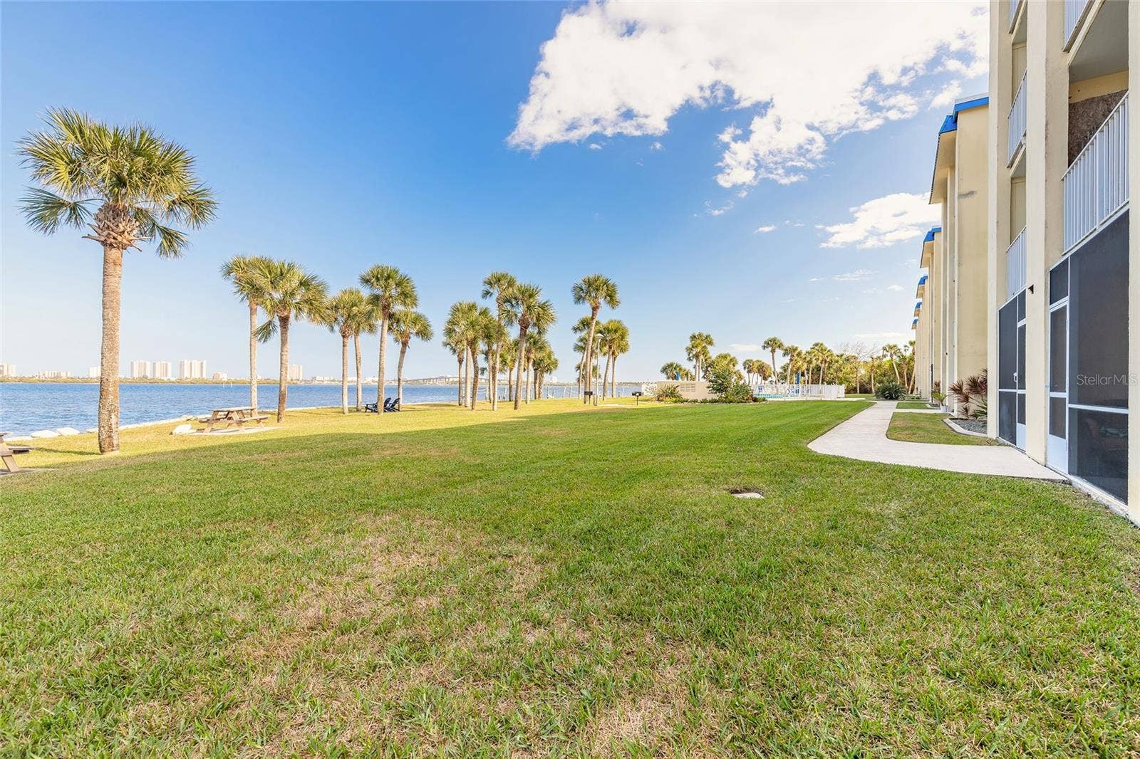 3131 S RIDGEWOOD AVENUE, #101, South Daytona, FL 32119 Green SPace