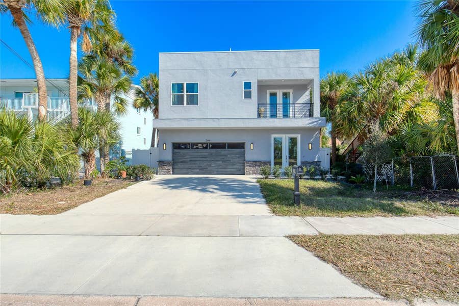 Property photo for 206 N HALIFAX AVENUE, Daytona Beach, FL