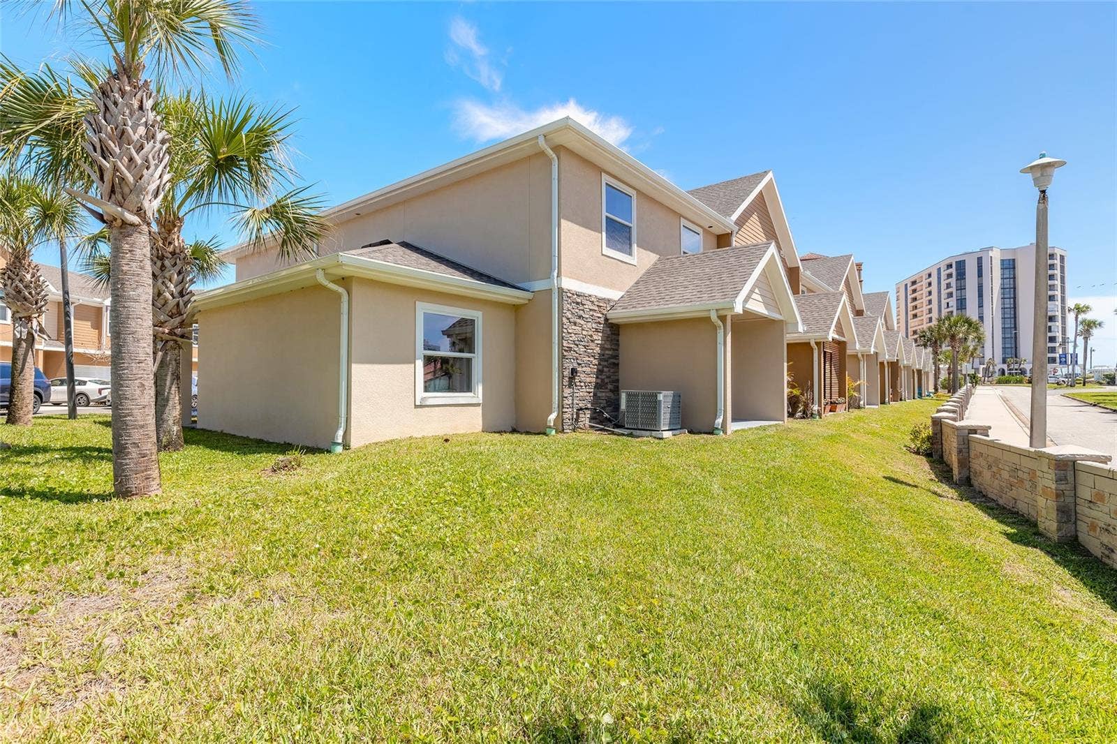 Daytona Beach Shores, FL 32118
