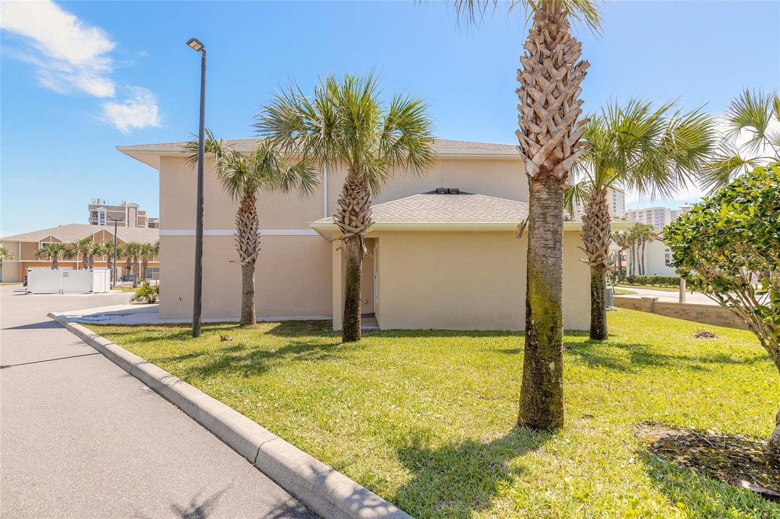 Daytona Beach Shores, FL 32118