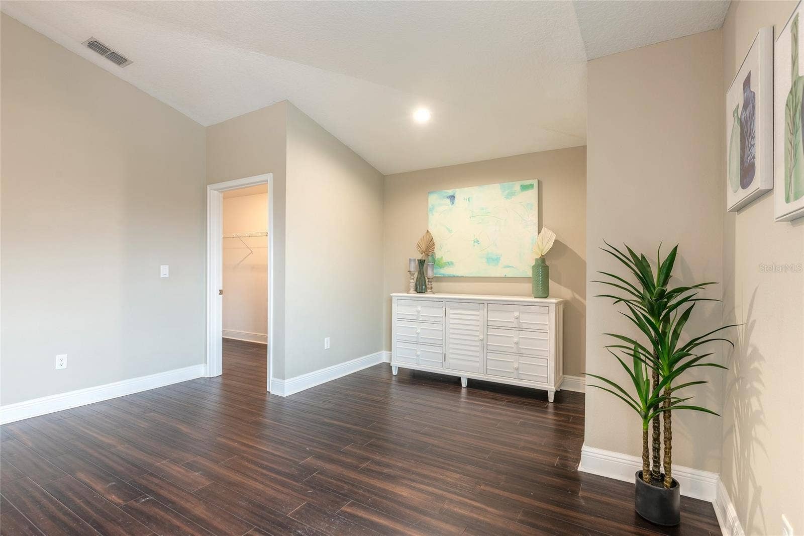 Daytona Beach Shores, FL 32118