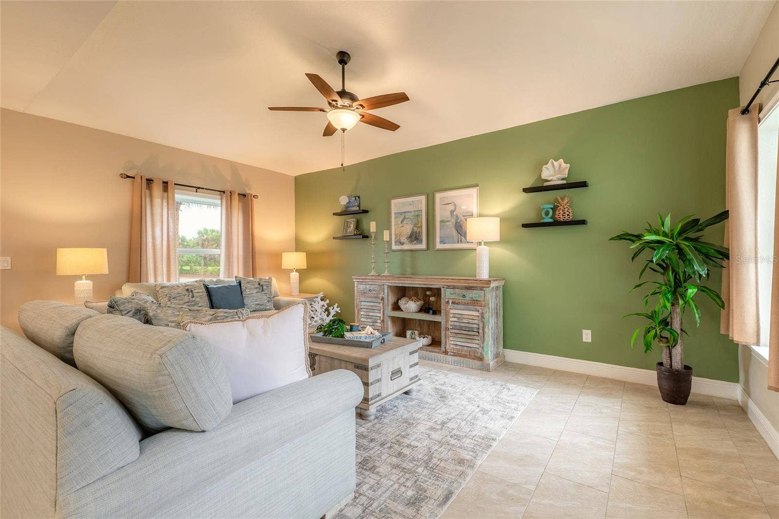 Daytona Beach Shores, FL 32118