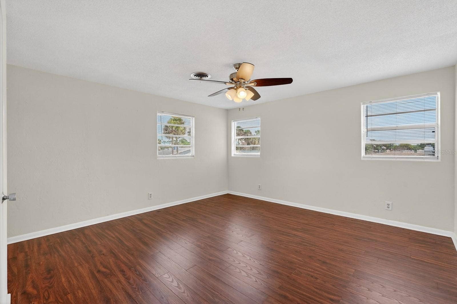 1238 SUWANEE ROAD, Daytona Beach, FL 32114 1238 SUWANEE ROAD, Daytona Beach, FL 32114