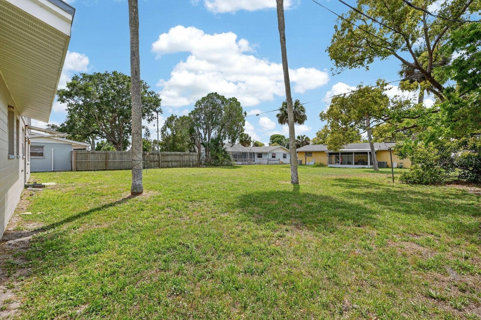 1238 SUWANEE ROAD, Daytona Beach, FL 32114 1238 SUWANEE ROAD, Daytona Beach, FL 32114