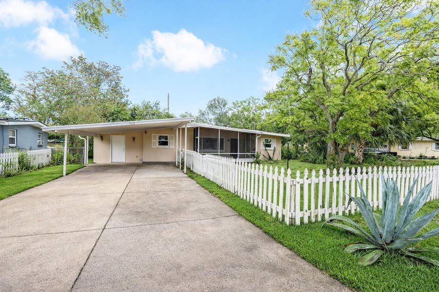 Property photo for 1712 TALLAHASSEE DRIVE, Daytona Beach, FL