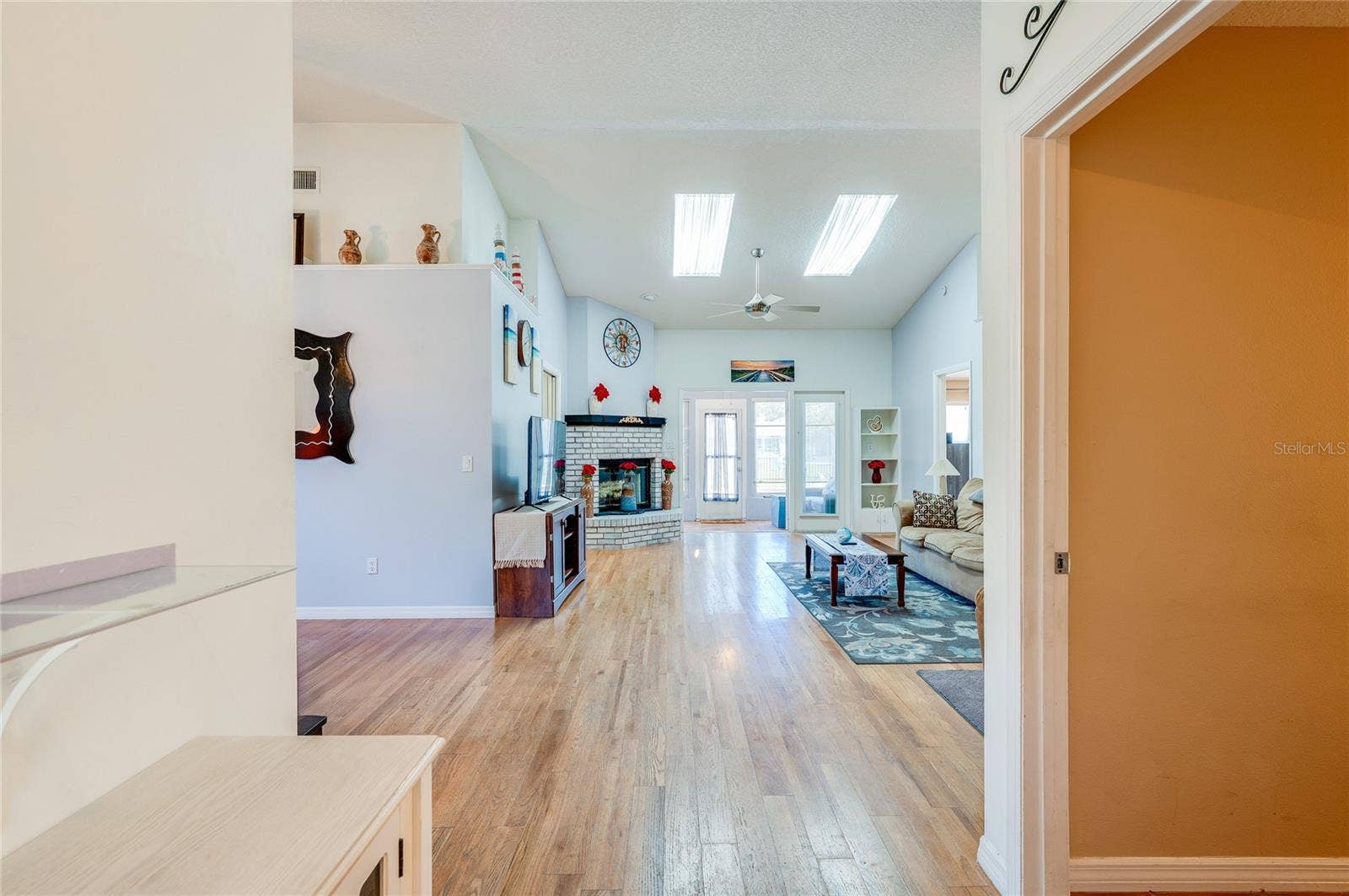 1312 N WEMBLEY CIRCLE, Port Orange, FL 32128 From entry