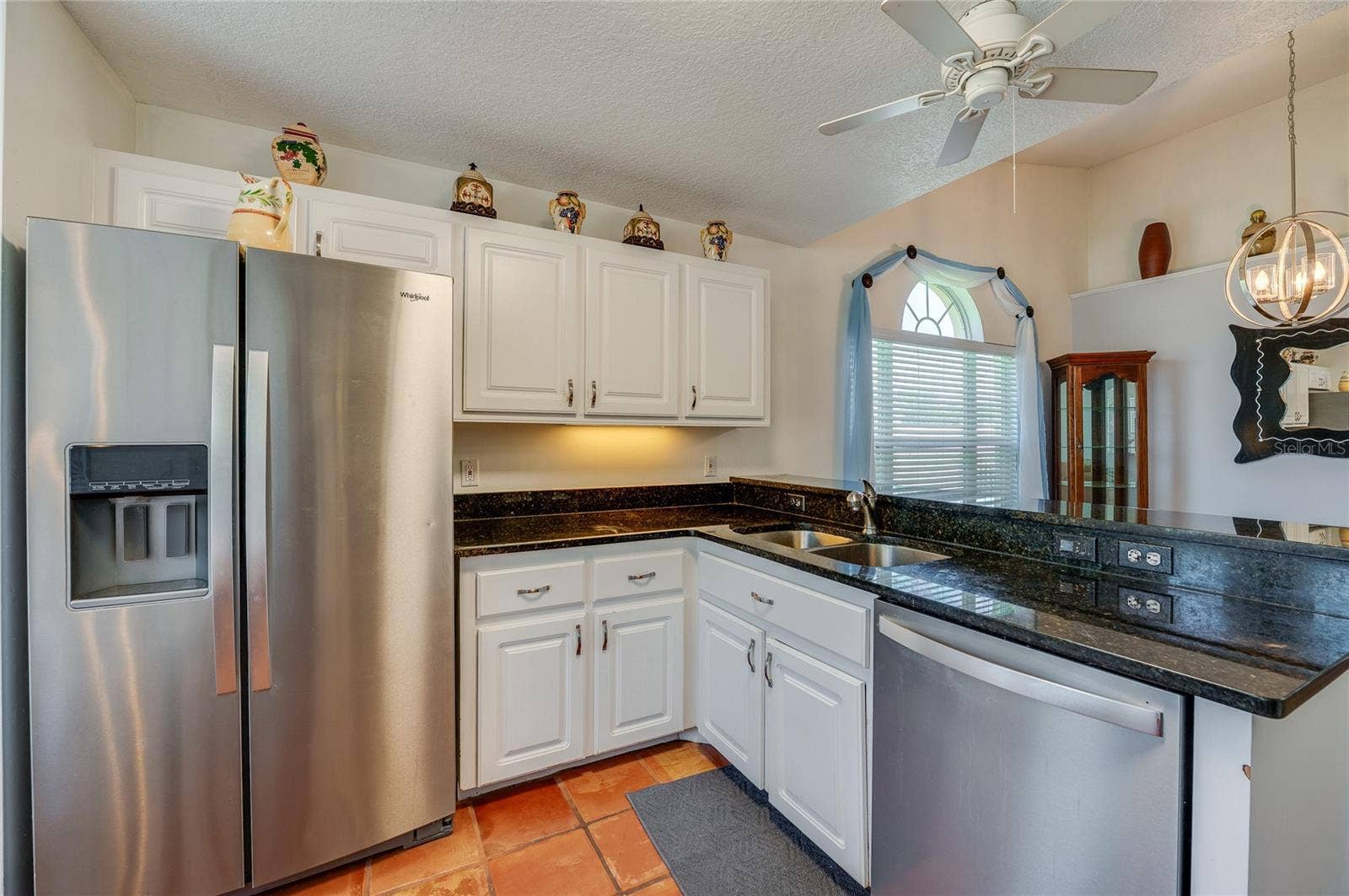 1312 N WEMBLEY CIRCLE, Port Orange, FL 32128 Kitchen