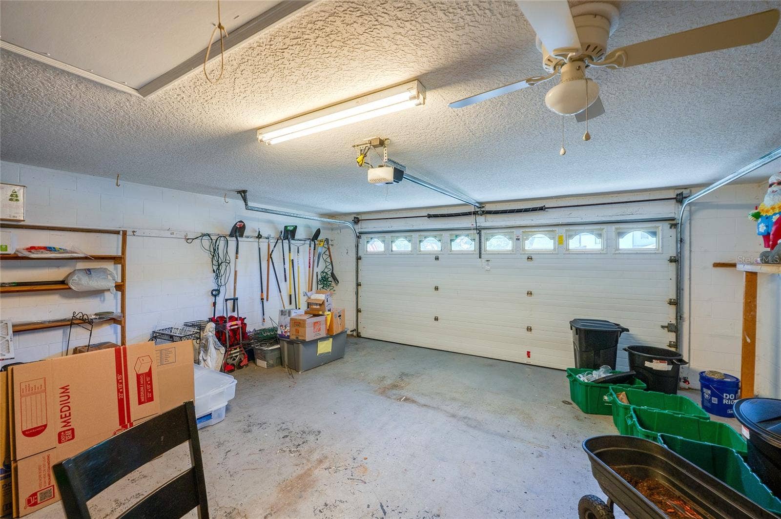 1312 N WEMBLEY CIRCLE, Port Orange, FL 32128 2-car garage