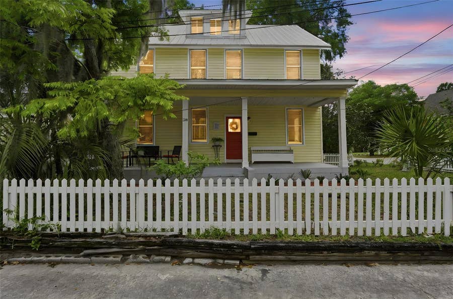 Property photo for 318 N COLONIAL COURT, DeLand, FL
