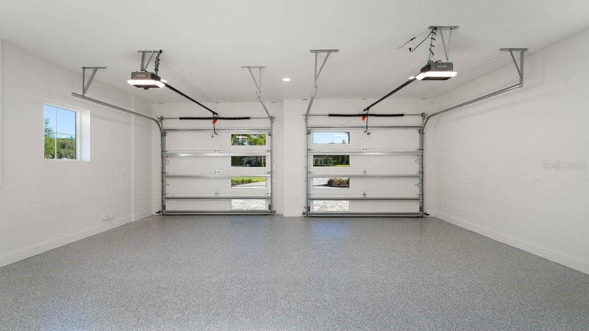825 PHEASANT RUN COURT W, Port Orange, FL 32127