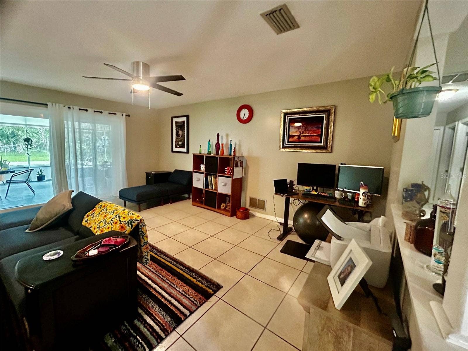 2950 N SHELL ROAD, Deland, FL 32720 large family room
