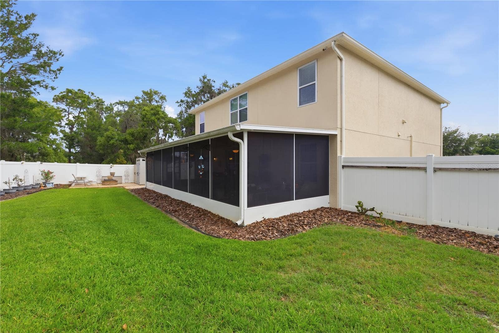 831 OAK HOLLOW LOOP, Deland, FL 32724
