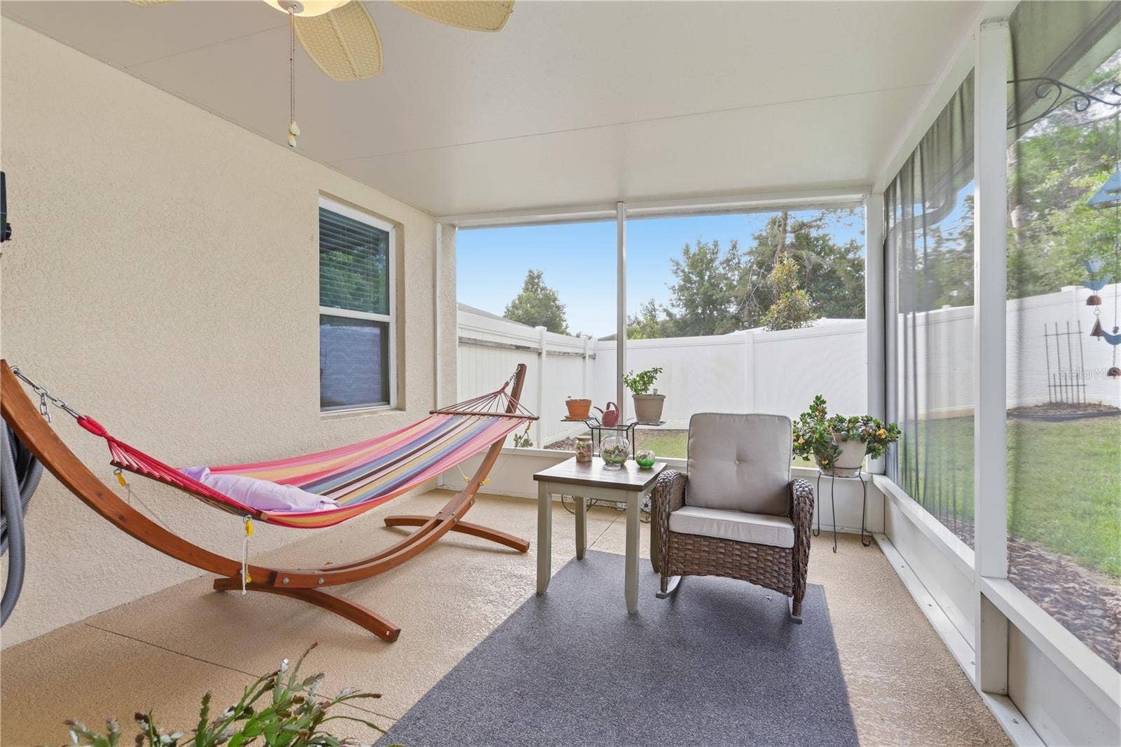 831 OAK HOLLOW LOOP, Deland, FL 32724