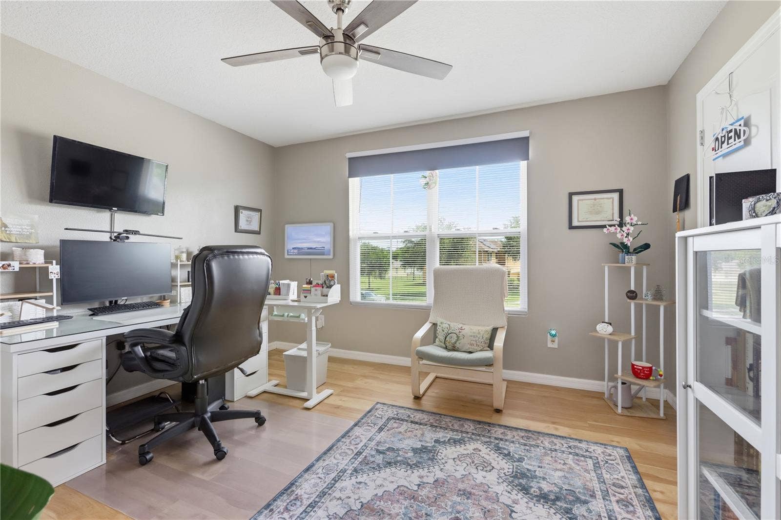 831 OAK HOLLOW LOOP, Deland, FL 32724